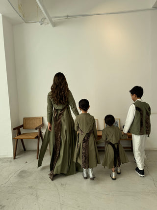 لارا جيرل (للأطفال) - كاكي