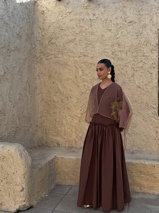 Elysia in Mocha Mousse