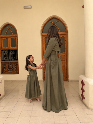 ترينزا باللون الكاكي للأطفال