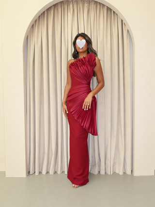 Saint Moritz in Maroon