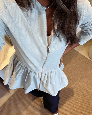 Giovanna shirt in Striped Icy Blue