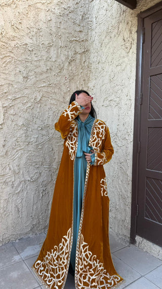 Nuha Almansour 3-Tawny-Turquoise