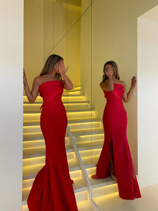 فستان أمارا أحمر